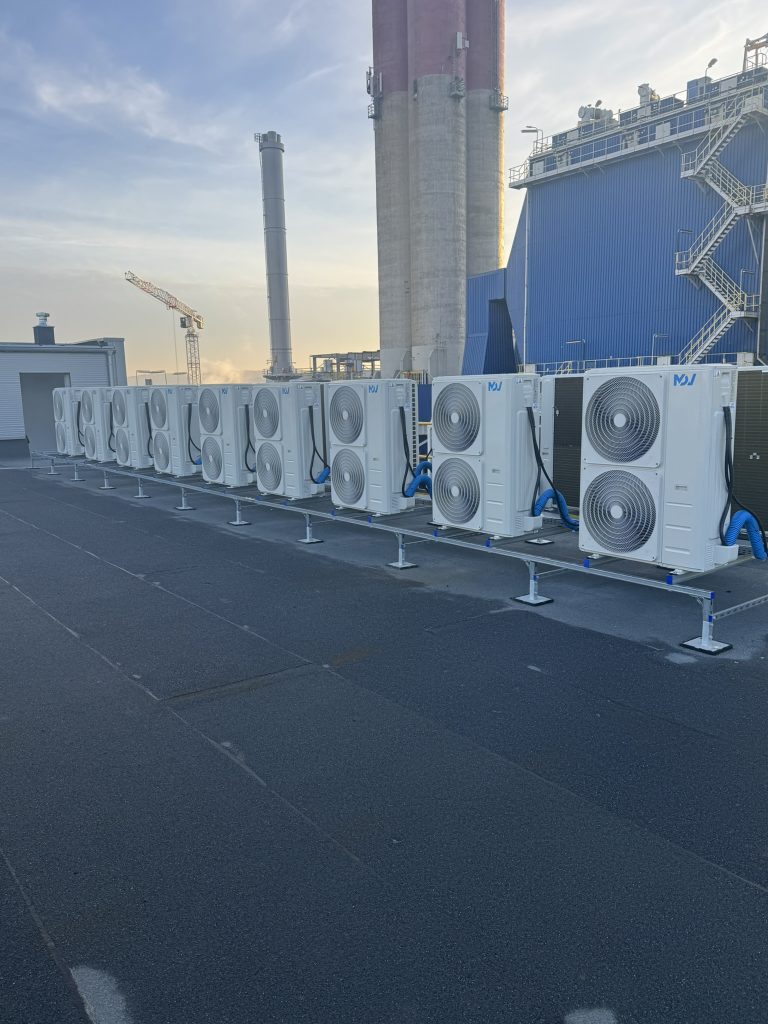 PGE12